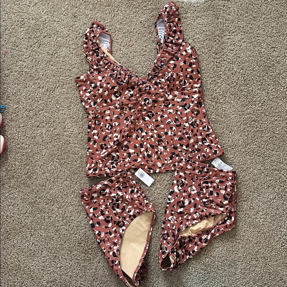 Old Navy Rust Leopard Print Tankini Top & Bikini Bottoms